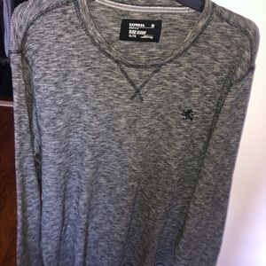 Set of 2 men’s XL sweaters